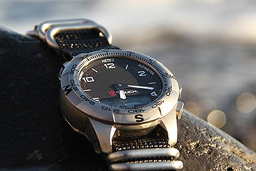 昆明百达翡丽自动机械表为什么突然不走了