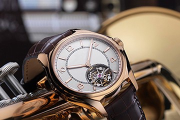 昆明百达翡丽表起雾维修